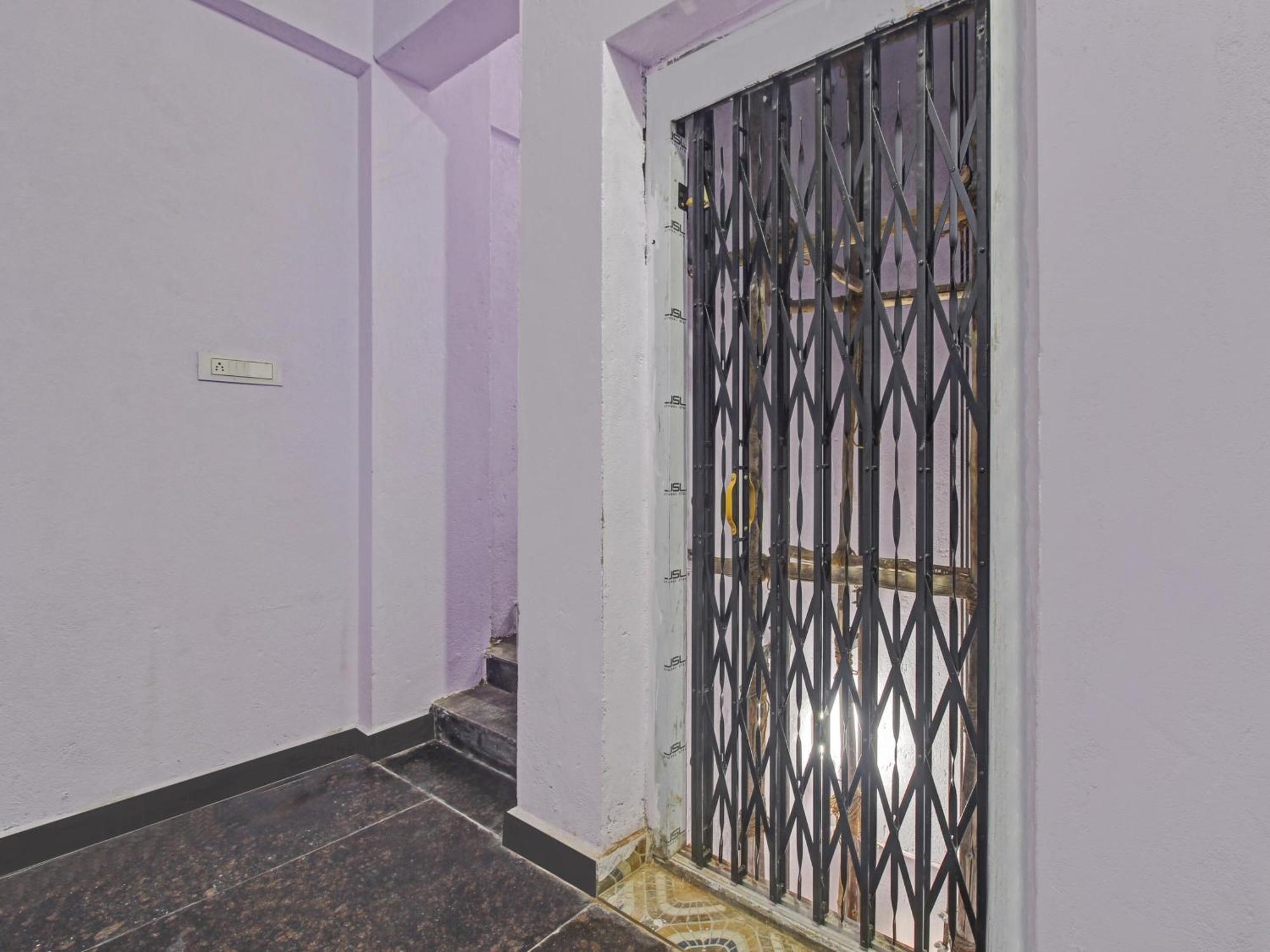 Hotel O Royal Stay Haidar Sahibguda Exterior photo